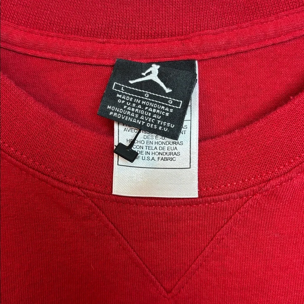 VTG Nike Air Jordan Retro Kicks T-Shirt Authentic‎ Classics Men’s Large Red
